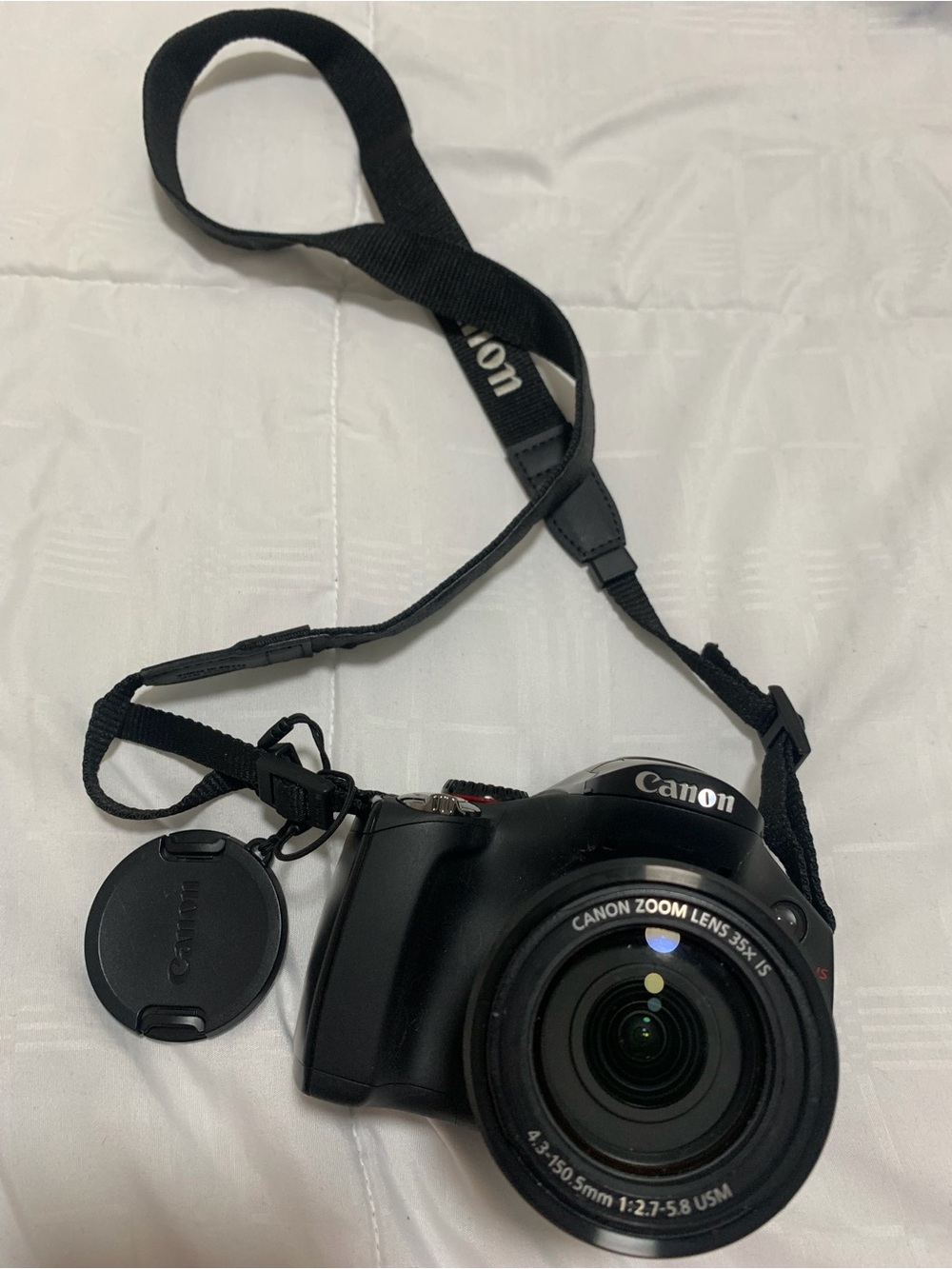 Canon Black Compact Bridge Camera with Zoom Lens and Strap